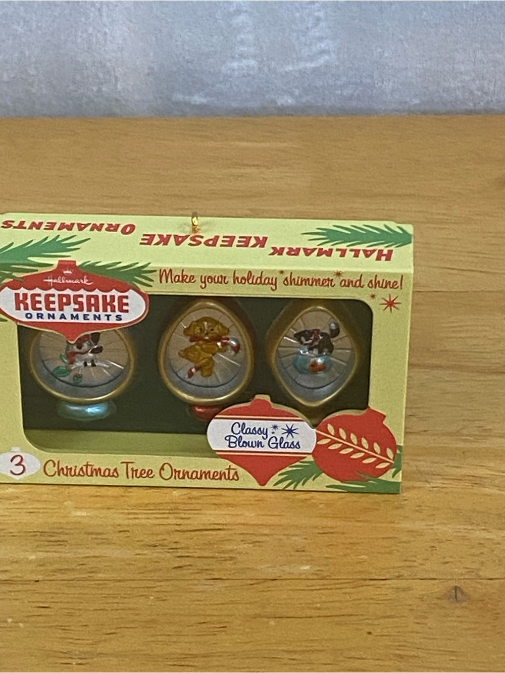 2019 "Nifty Fifties" Holiday Hallmark Keepsake Ornament